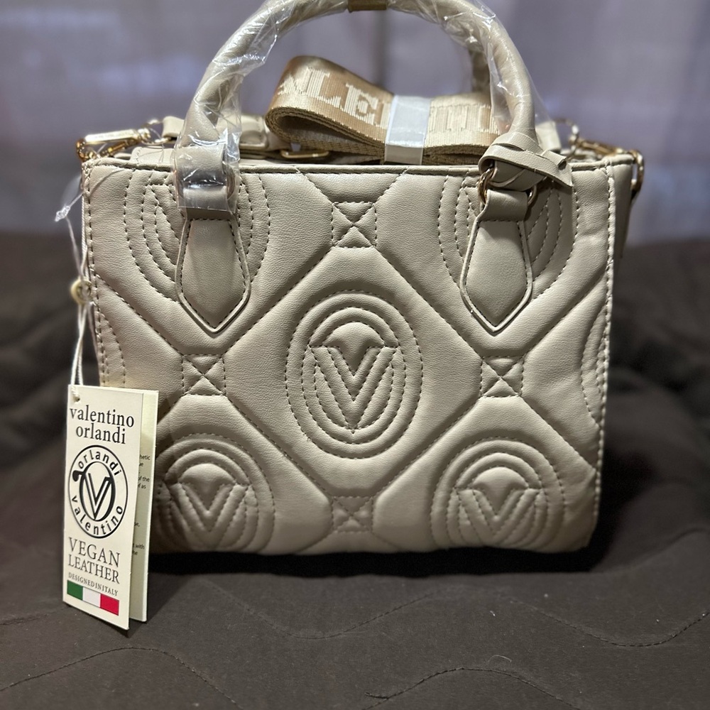 Valentino Orlandi Cream Crossbody Bag with Quilted Design